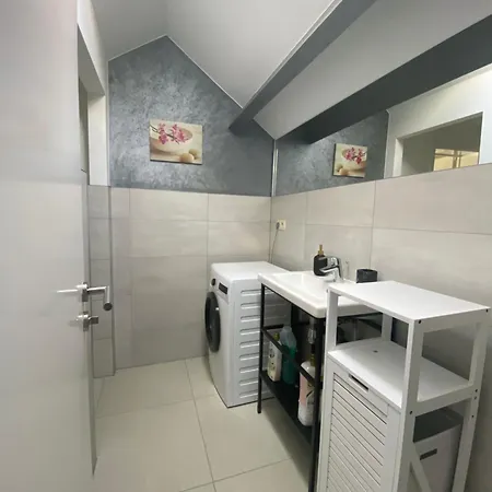 Basilic Apartment